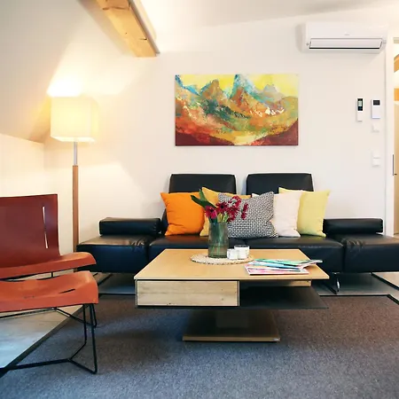 Apartament & The