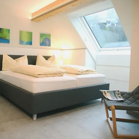 Апартаменты & The