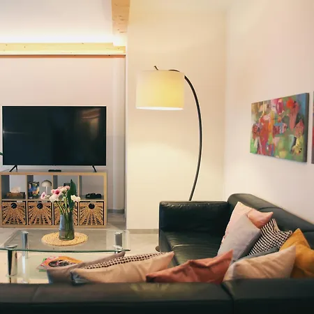 Apartamento & The *